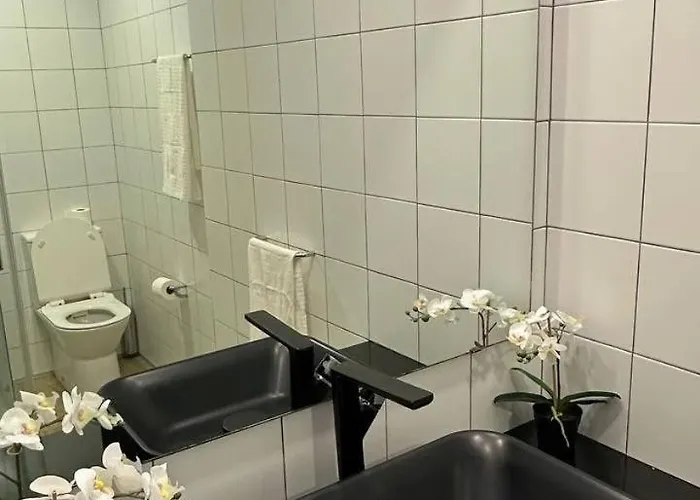 1-bedroom With Kitchenette&bathroom