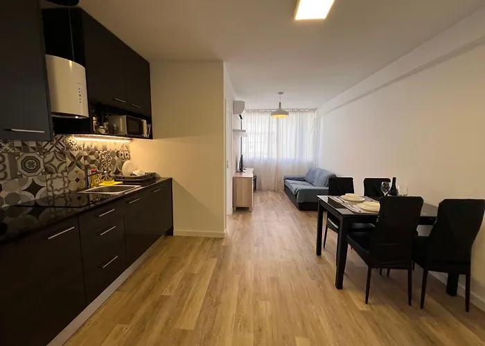 Apartment 1-bedroom With Kitchenette&bathroom *