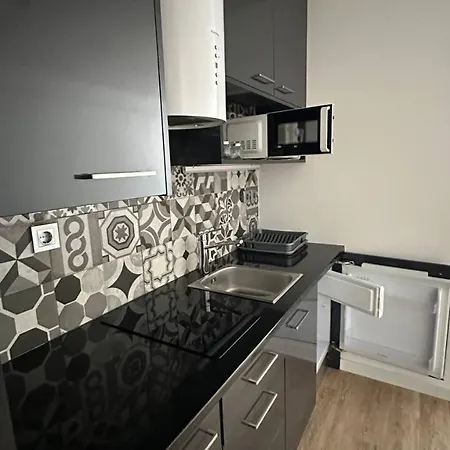 1-bedroom With Kitchenette&bathroom Porto