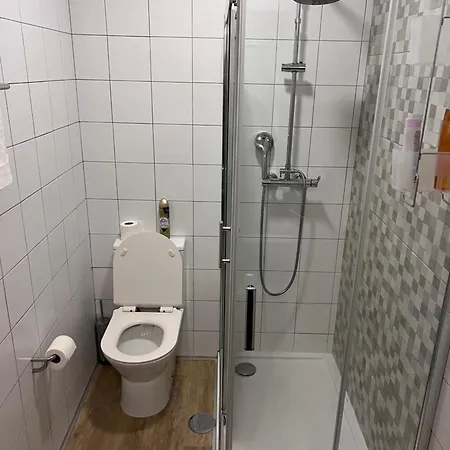 1-bedroom With Kitchenette&bathroom Apartment
