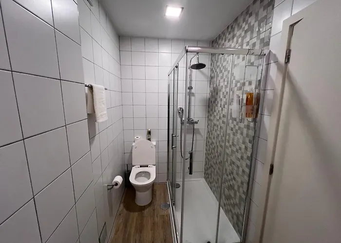 1-bedroom With Kitchenette&bathroom *