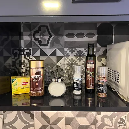 1-bedroom With Kitchenette&bathroom * Porto