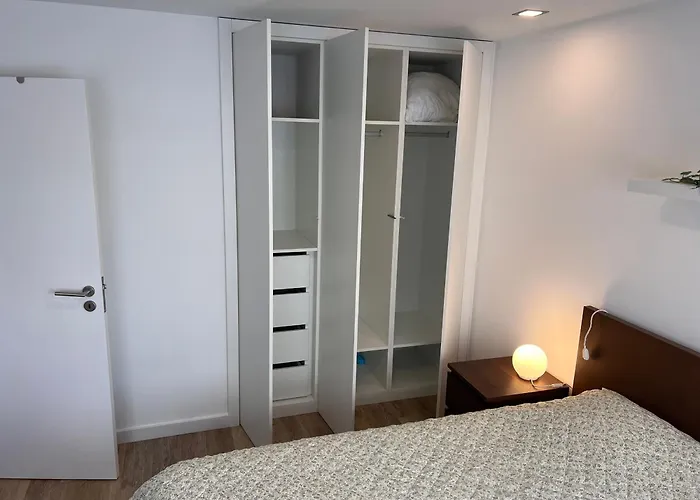 1-bedroom With Kitchenette&bathroom *